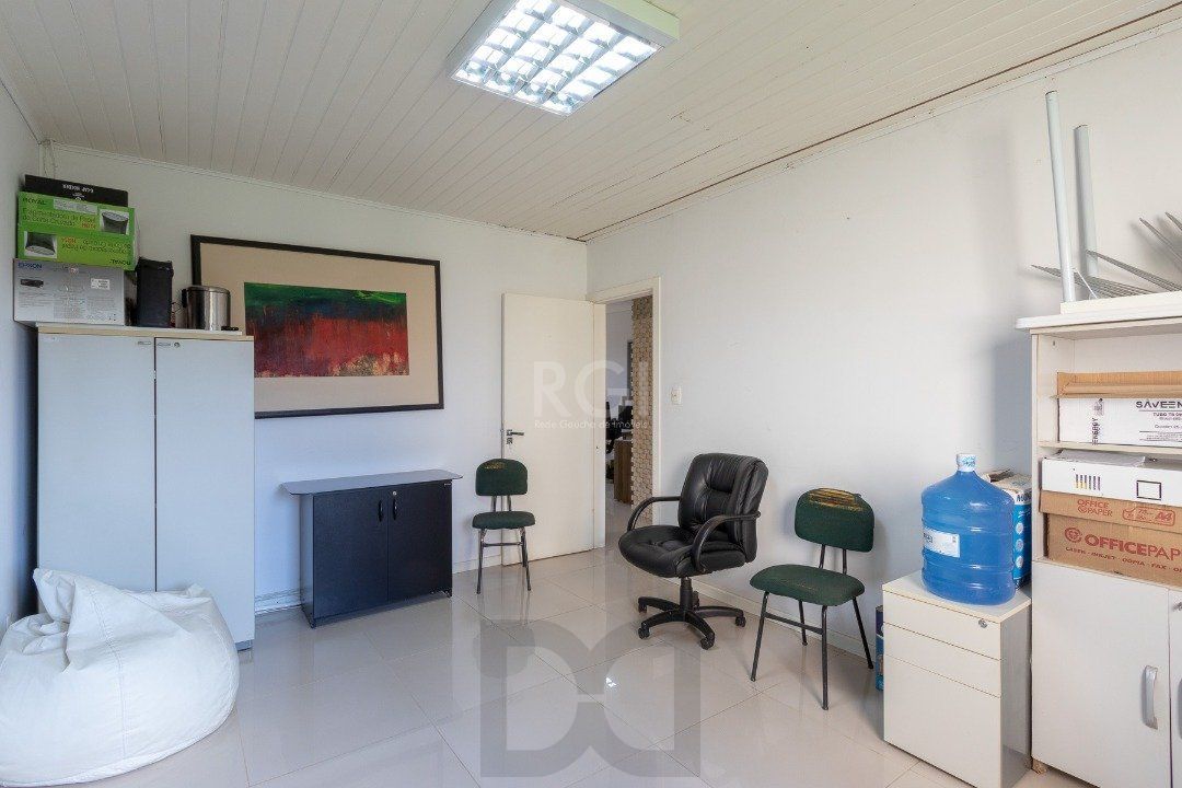 Casa para Venda - 199.62m², 5 dormitórios, 15 vagas - Tristeza — foto 17