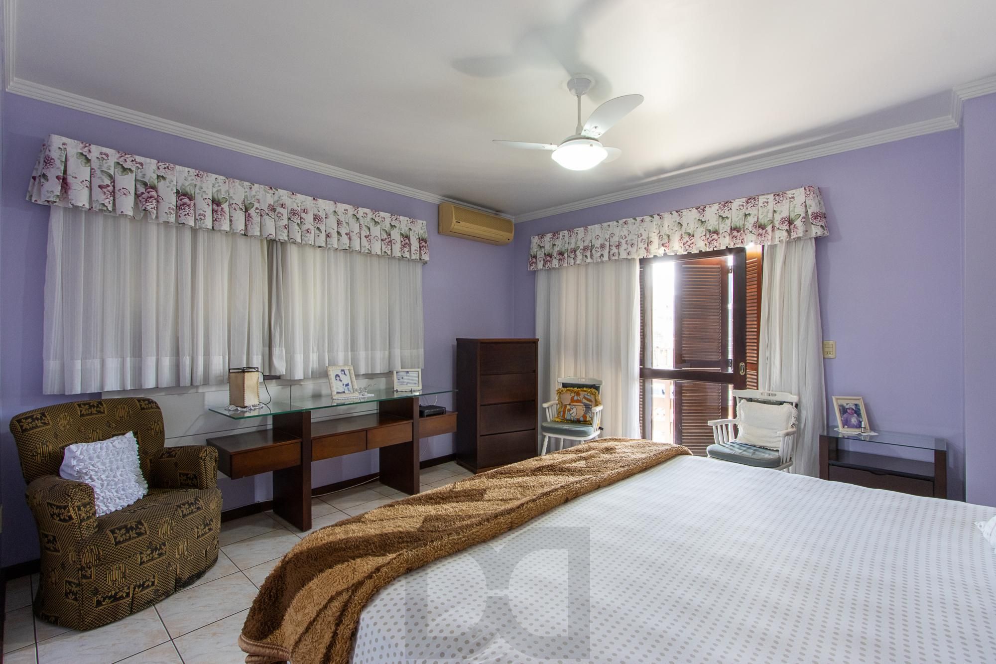 Casa Residencial ou Comercial, com 3 quartos (1 suite), 229m² privativos - Bairro Tristeza — foto 21