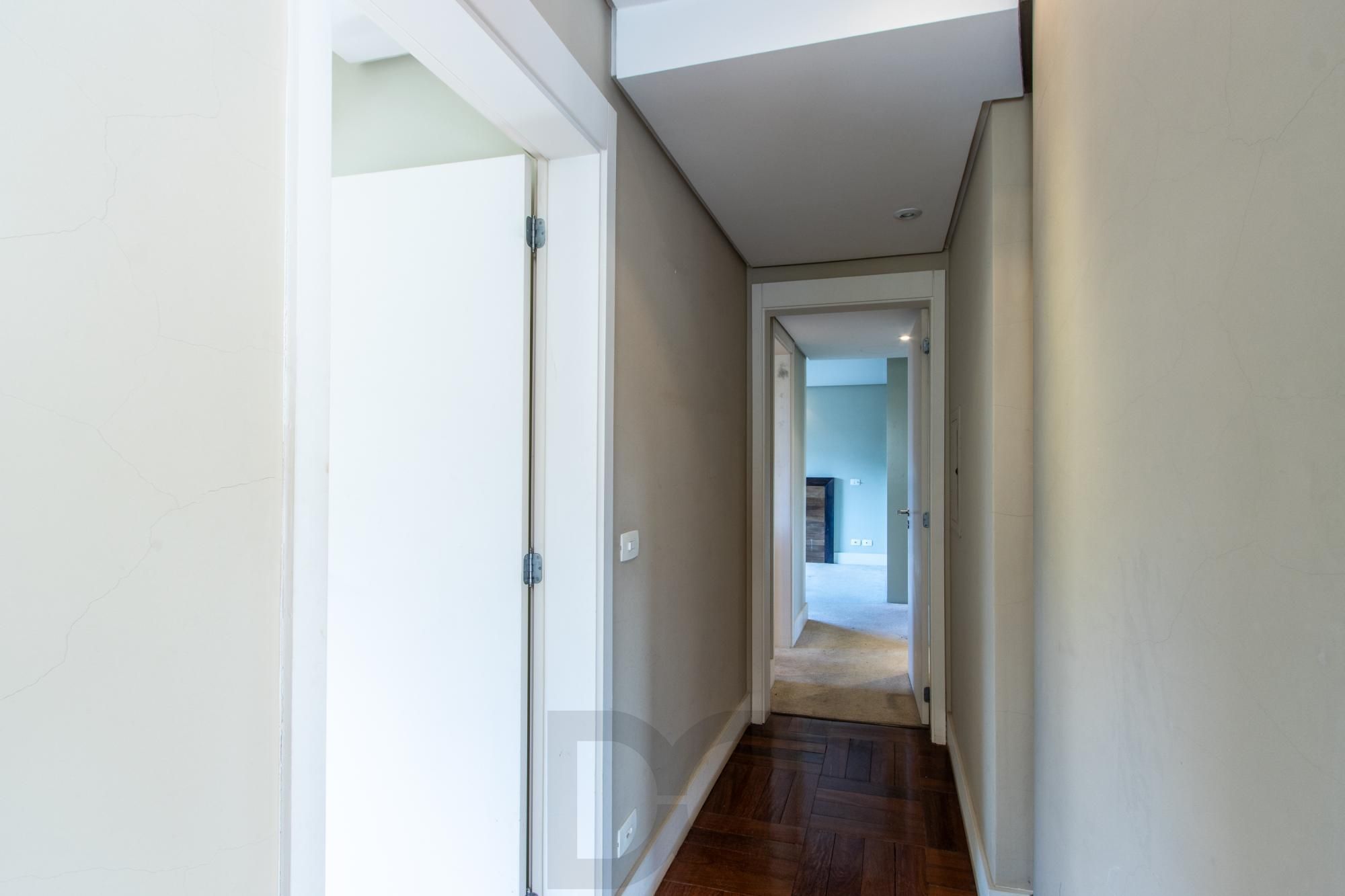Apartamento amplo, com 2 suítes e 2 vagas cobertas- Bairro Bela Vista — foto 19
