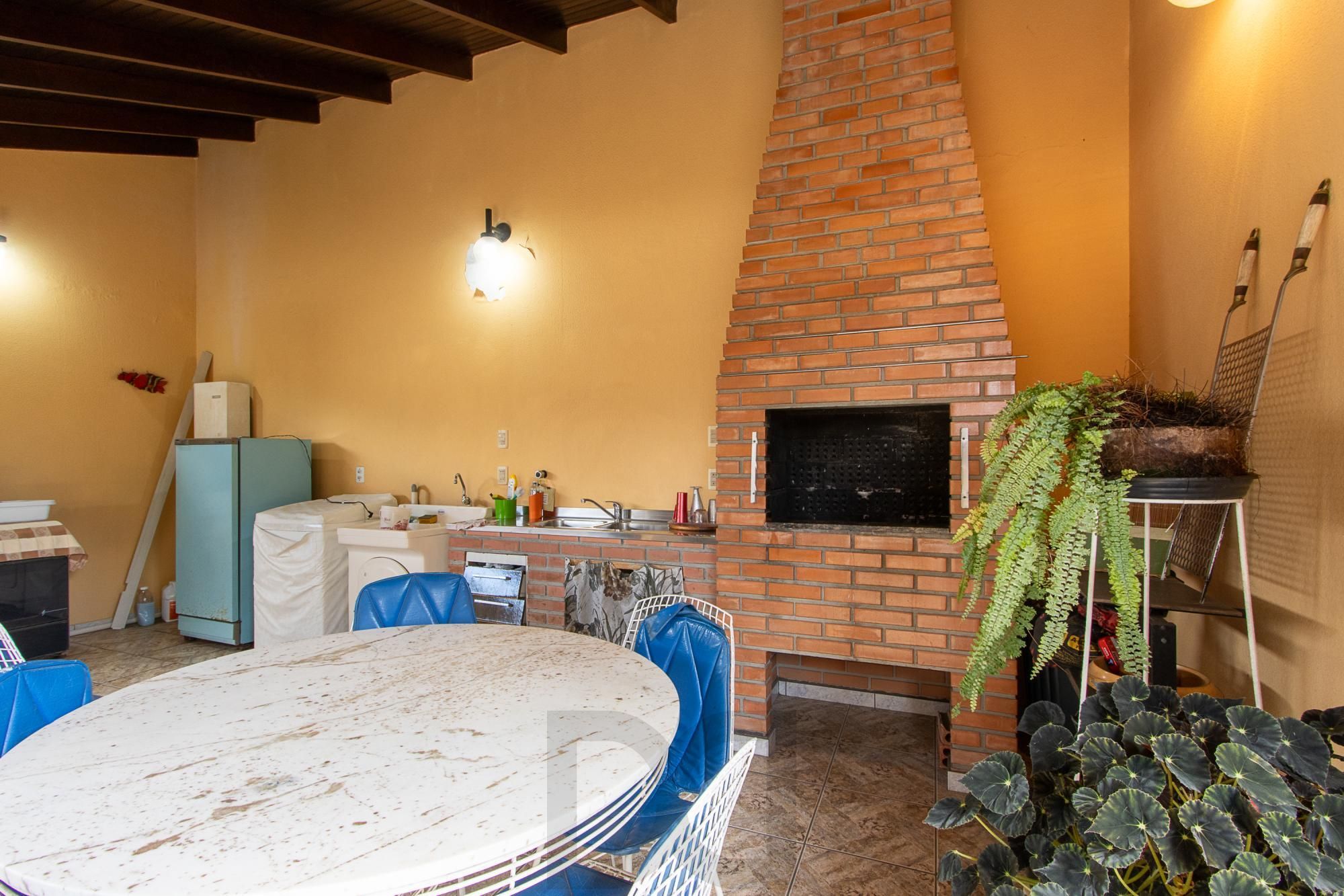 Casa Residencial ou Comercial, com 3 quartos (1 suite), 229m² privativos - Bairro Tristeza — foto 38