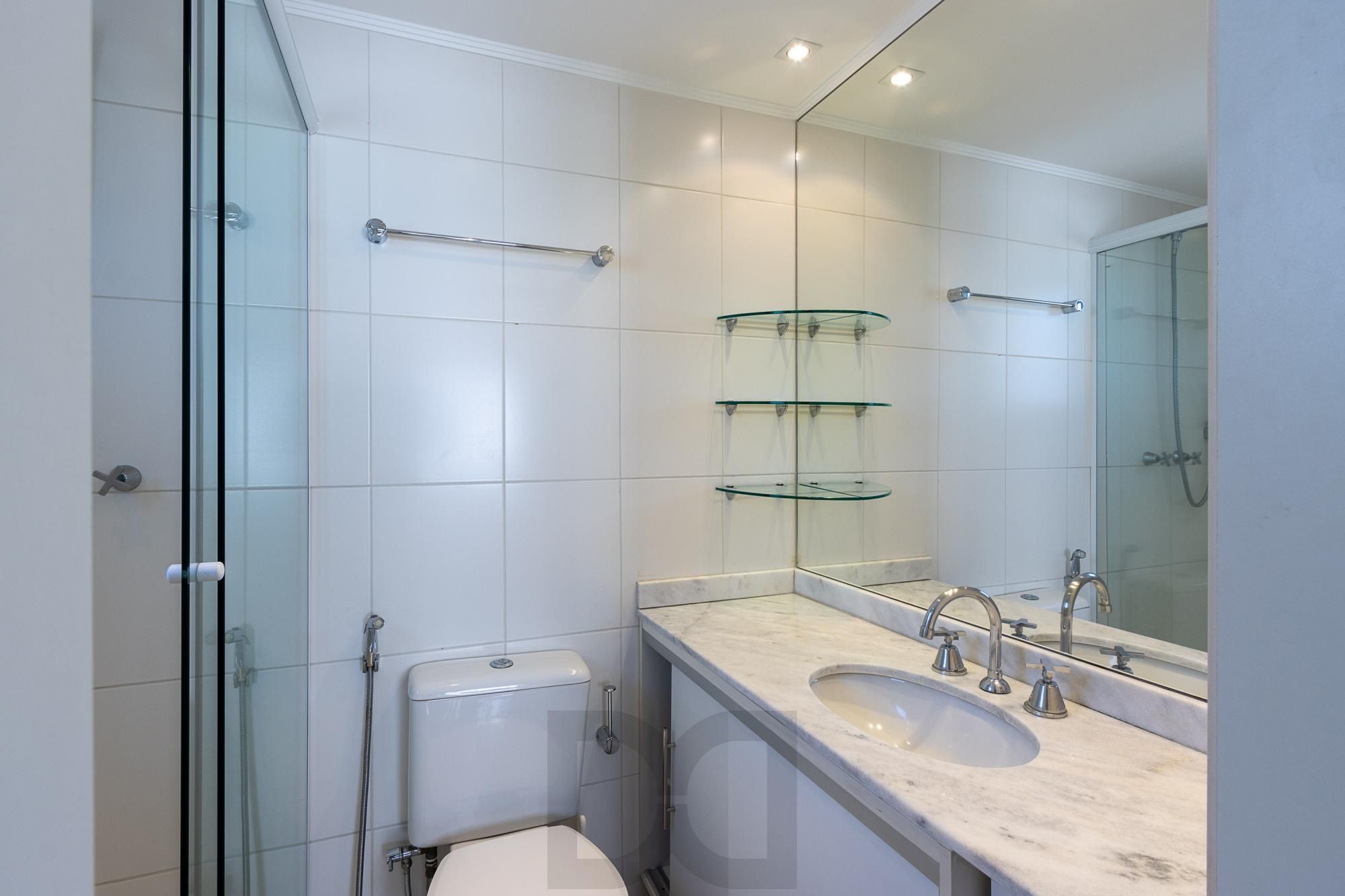 Apartamento de 3 dormitórios, 1 suíte e 2 vagas escrituradas no bairro Tristeza. — foto 29