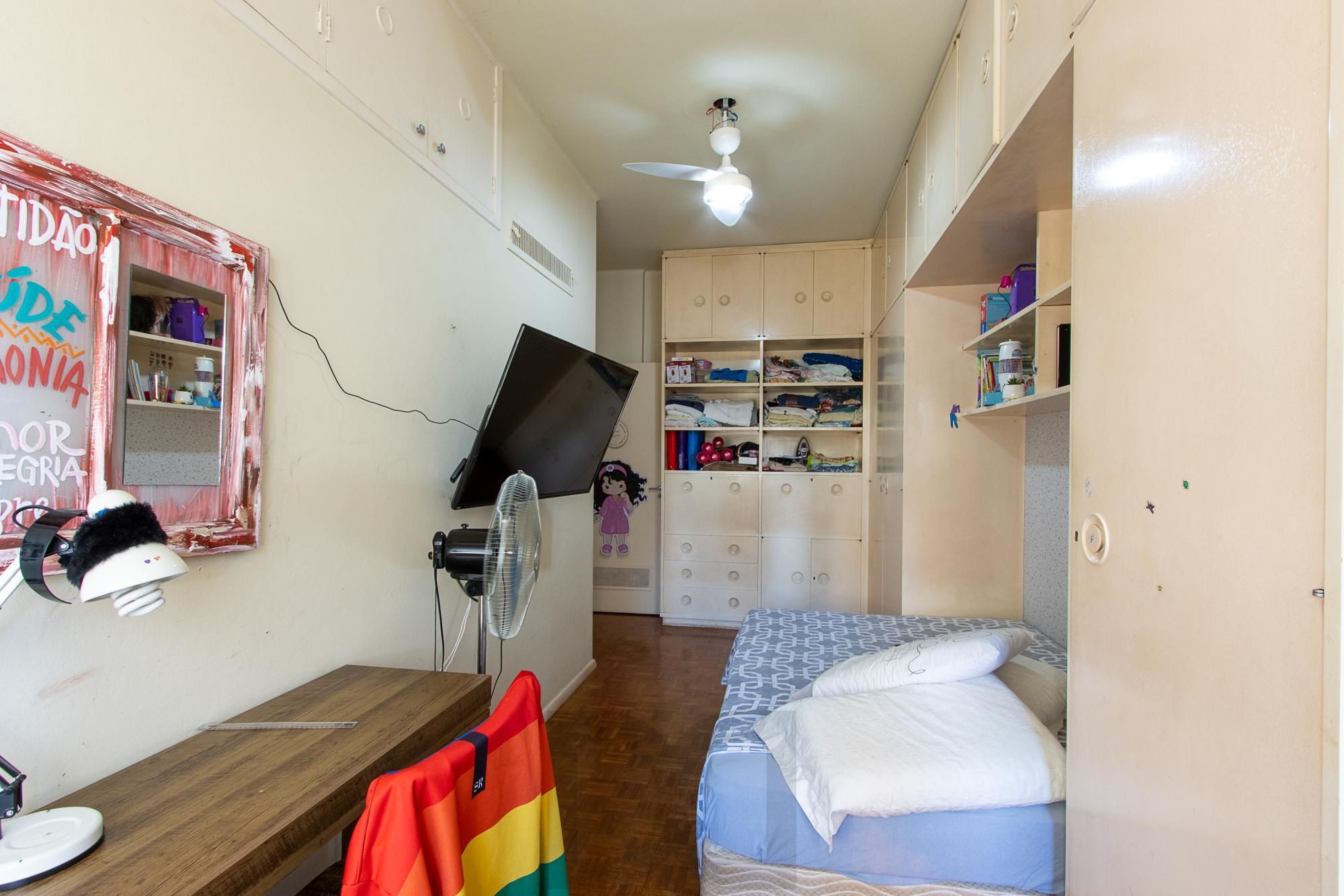 Apartamento 3 Dormitórios Ensolarado no Centro de Porto Alegre — foto 29
