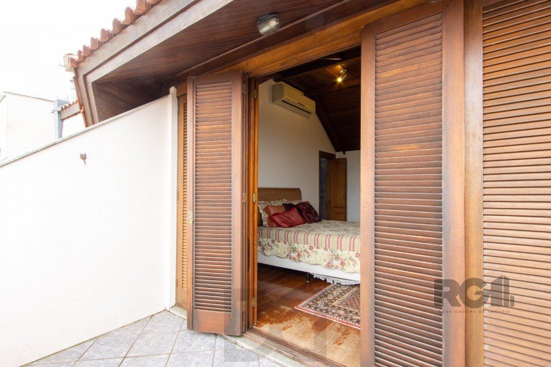 Casa para Venda com 4 dormitórios, sendo 2 suites e 4 vagas no bairro Jardim Isabel — foto 61