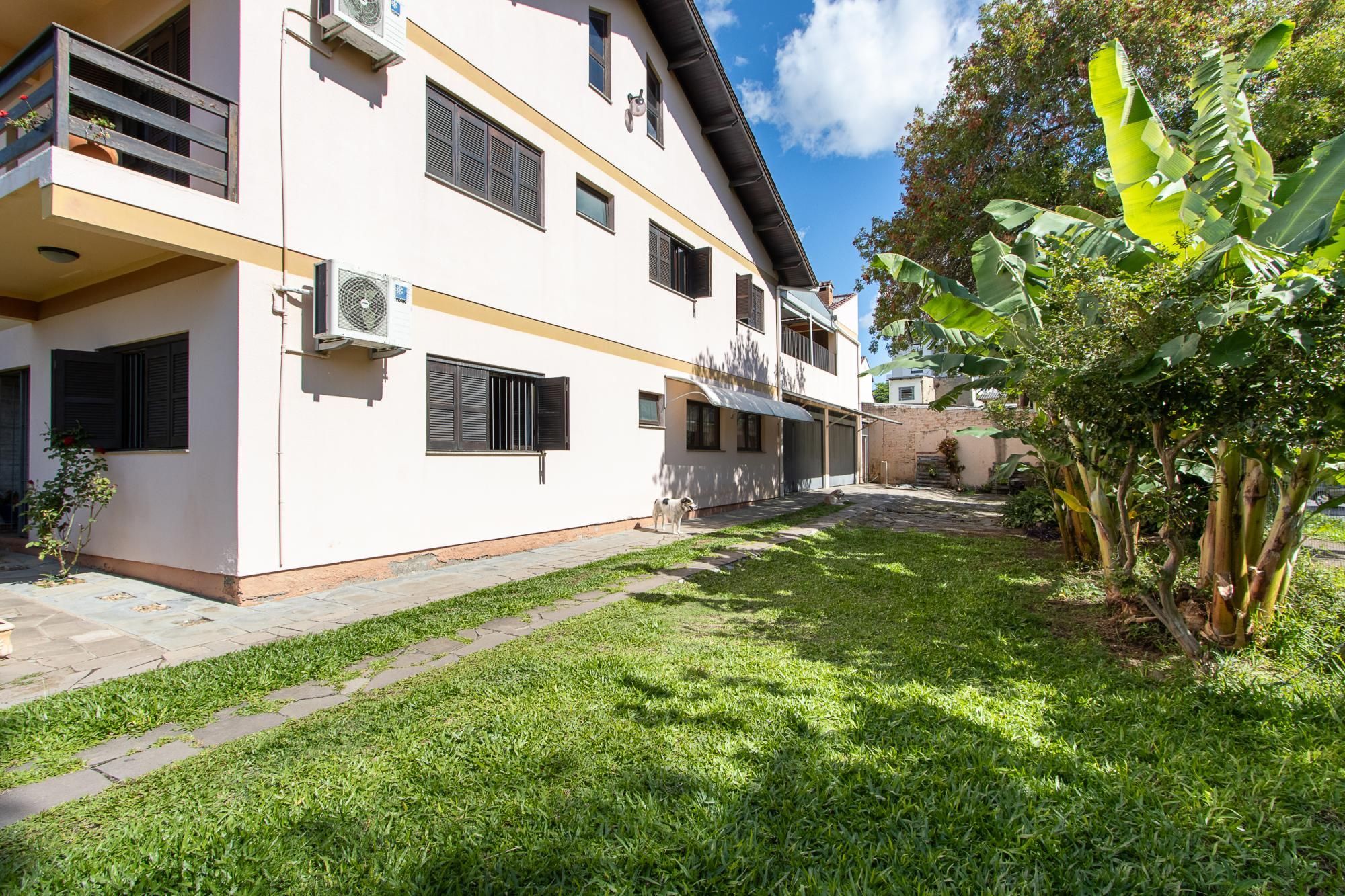 Casa Residencial ou Comercial, com 3 quartos (1 suite), 229m² privativos - Bairro Tristeza — foto 42