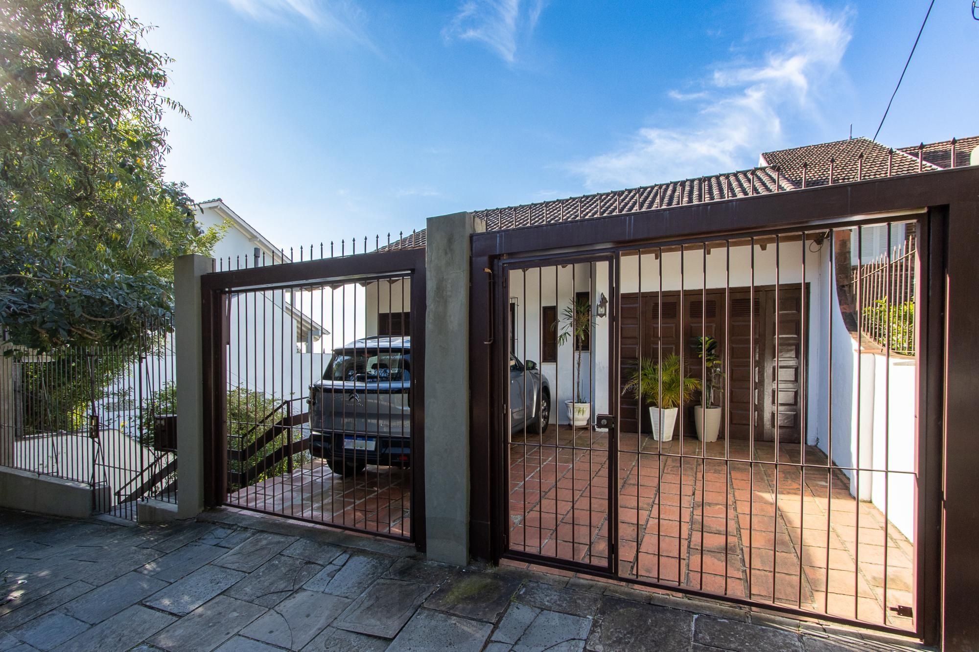 **Casa de 05 dormitórios, 03 suítes, 06 Banheiros, com 315,10m² privativos na Vila Conceição, Porto Alegre, RS** — foto 3