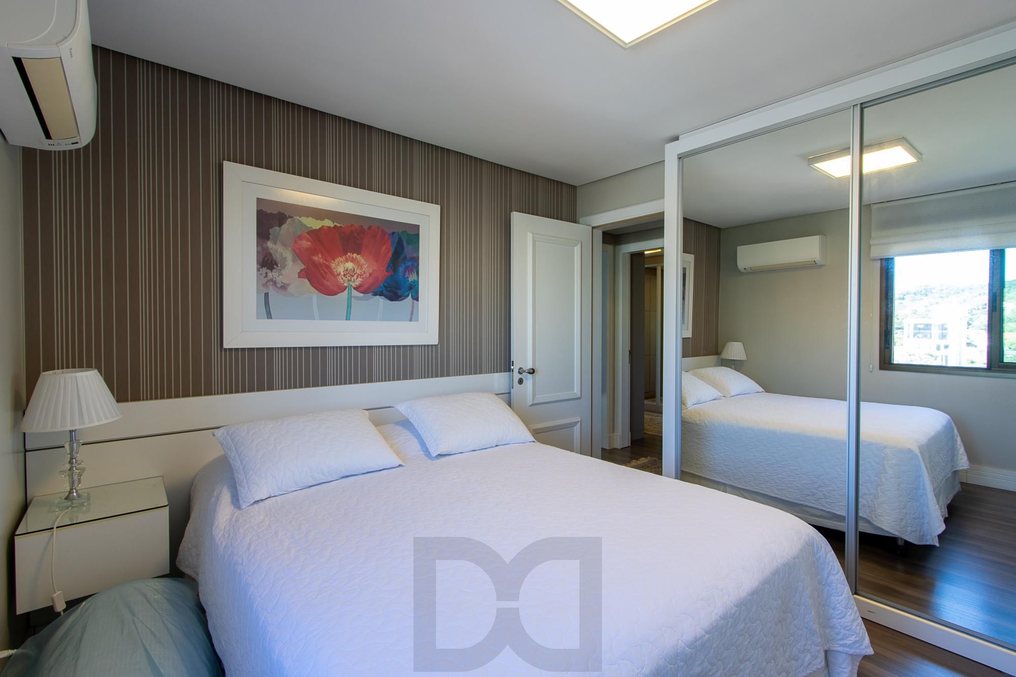 Excelente apartamento de 3 dormitórios, 1 suíte e 2 vagas no bairro Tristeza. — foto 17