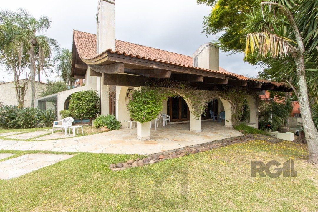 Casa para Venda - 645m², 4 dormitórios, sendo 4 suites, 11 vagas - Tristeza — foto 4