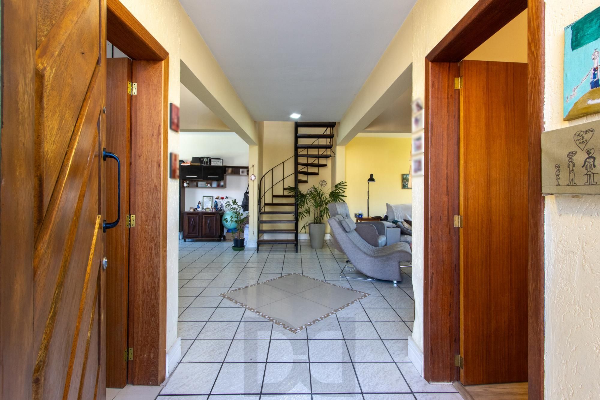 Casa para Venda - 255.68m², 4 dormitórios, sendo 1 suites, 2 vagas - Tristeza — foto 6