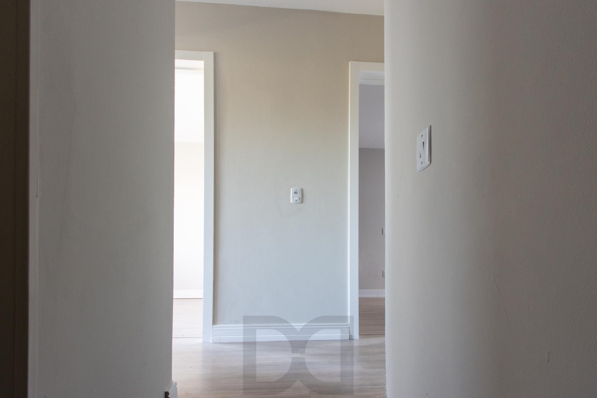 Casa 3 dormitórios, sendo 1 suíte, 2 vagas de garragem - bairro Ipanema — foto 21