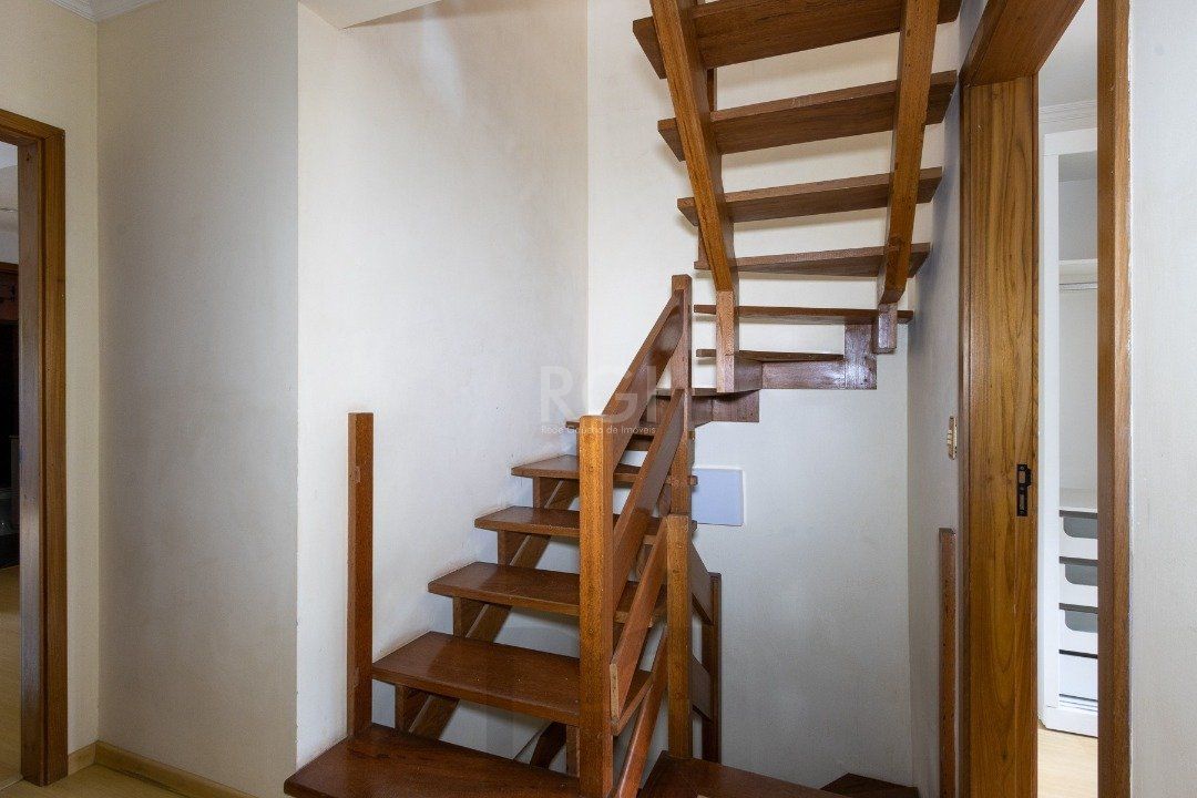Casa para Venda - 181.99m², 3 dormitórios, sendo 1 suites, 2 vagas - Jardim Isabel — foto 37