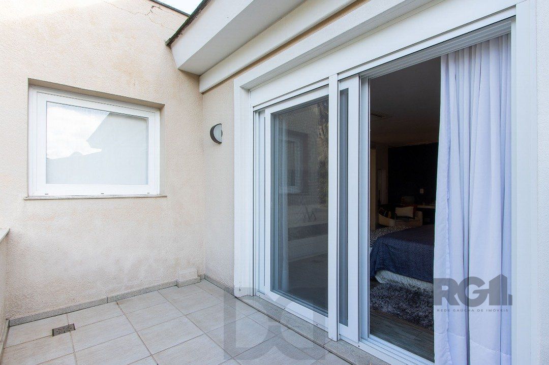 Casa no Condomínio Las Rocas, vista para o Guaíba, com 5 suítes — foto 60