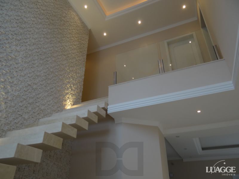 Casa para Venda - 305m², 3 dormitórios, sendo 3 suites, 4 vagas - Nonoai — foto 27