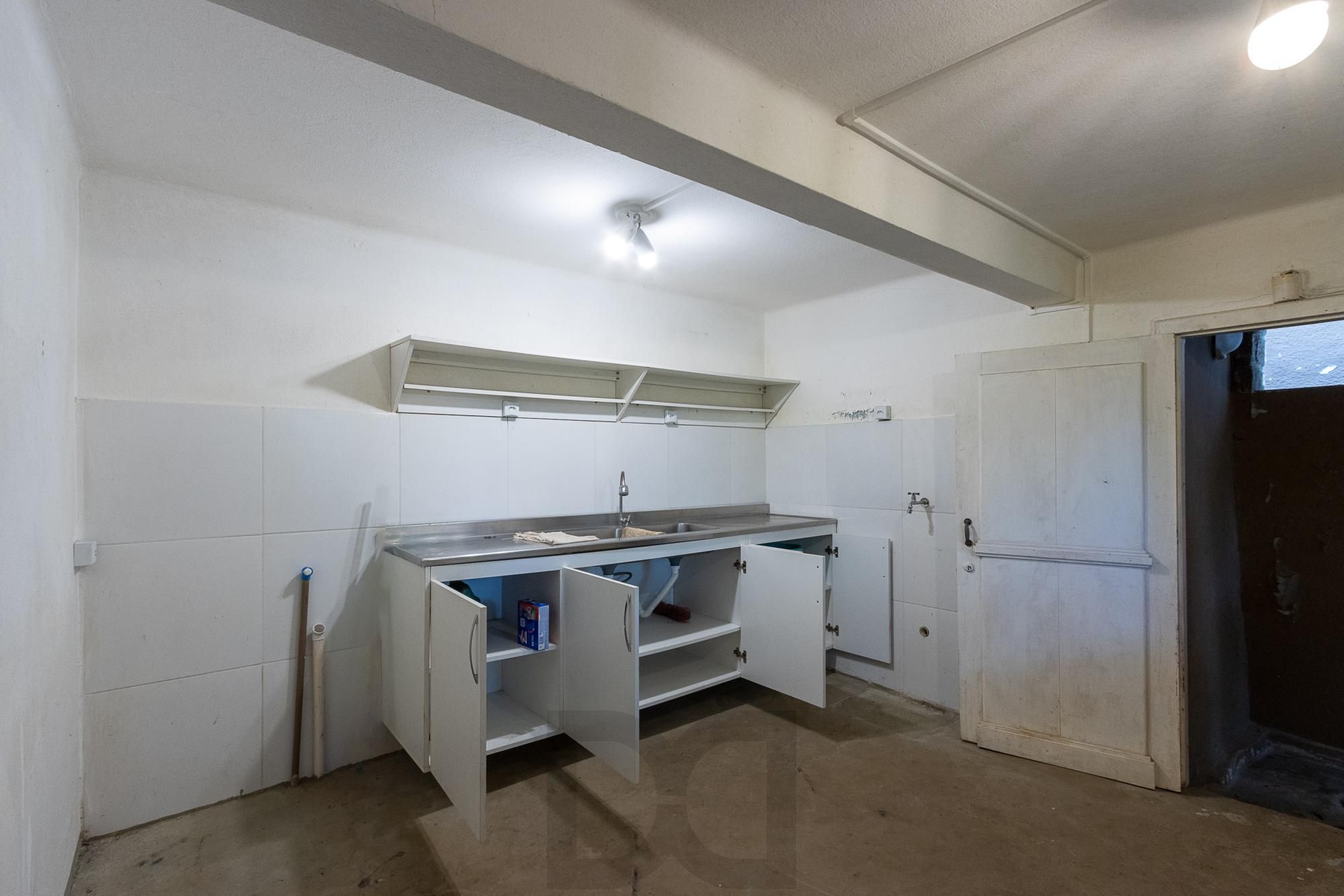 Bela casa térrea, 2 dormitórios e 1 suite - Parte alta do Bairro Espirito Santos — foto 37