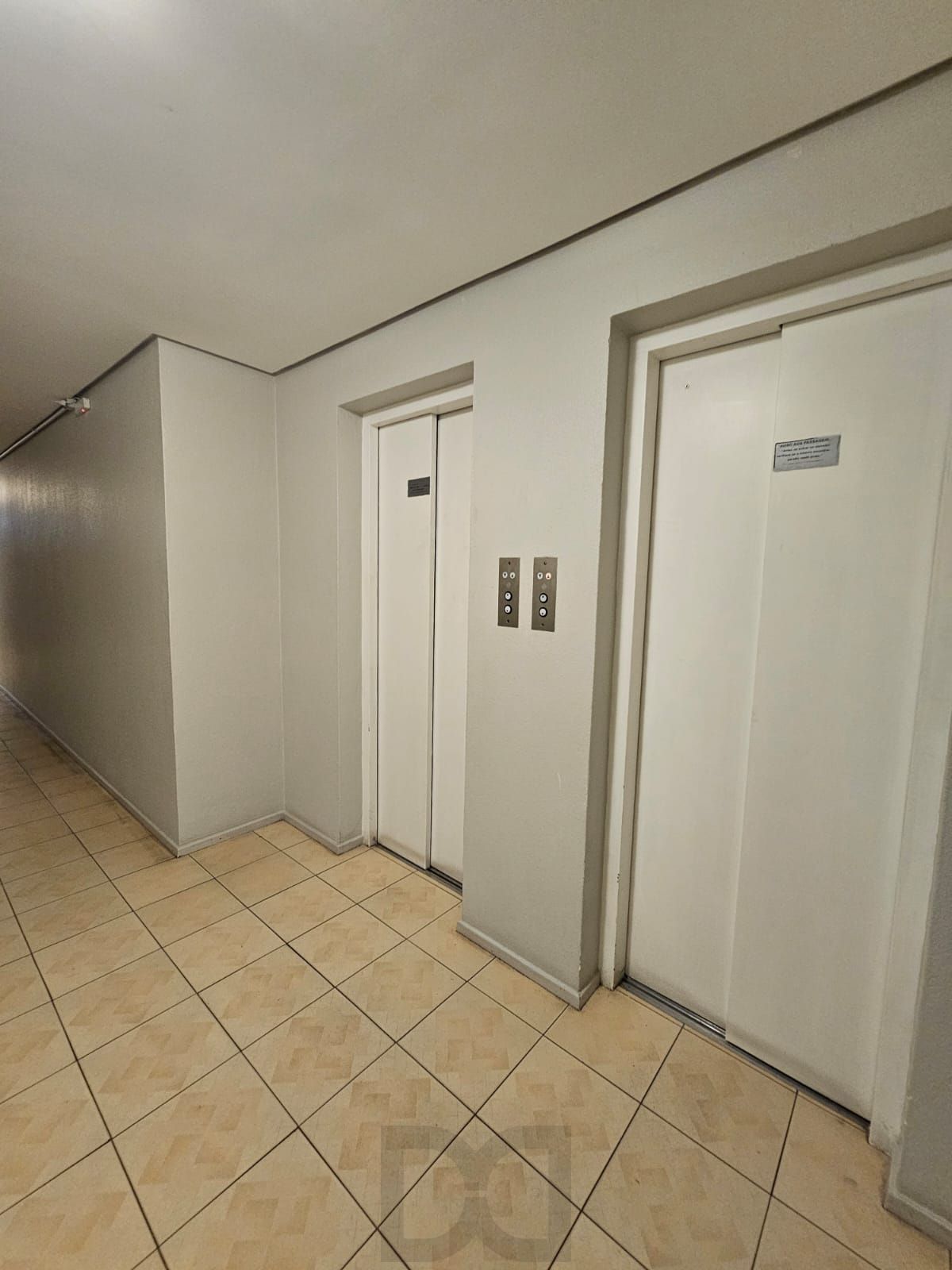 Sala comercial na Dona Laura — foto 6