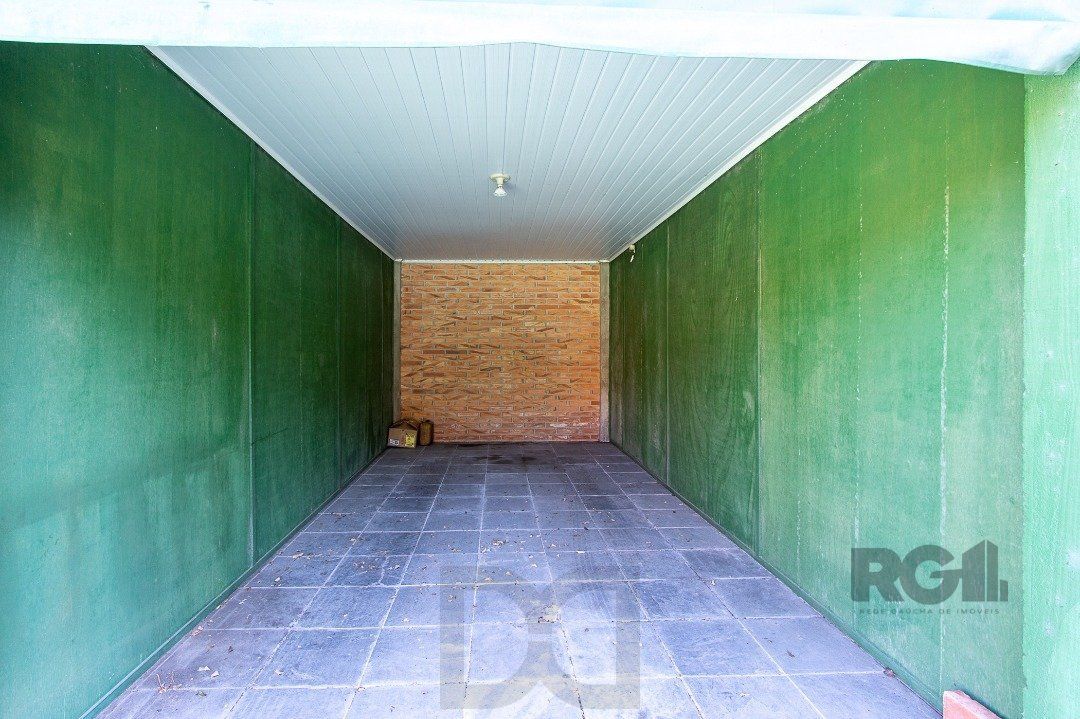 Terreno de 5.200m², rodeado pela natureza, possuindo 482m² de área construída — foto 42