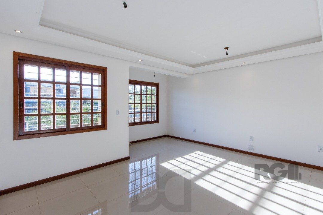 Casa para Venda - 120m², 3 dormitórios, sendo 1 suites, 1 vaga - Guarujá — foto 7