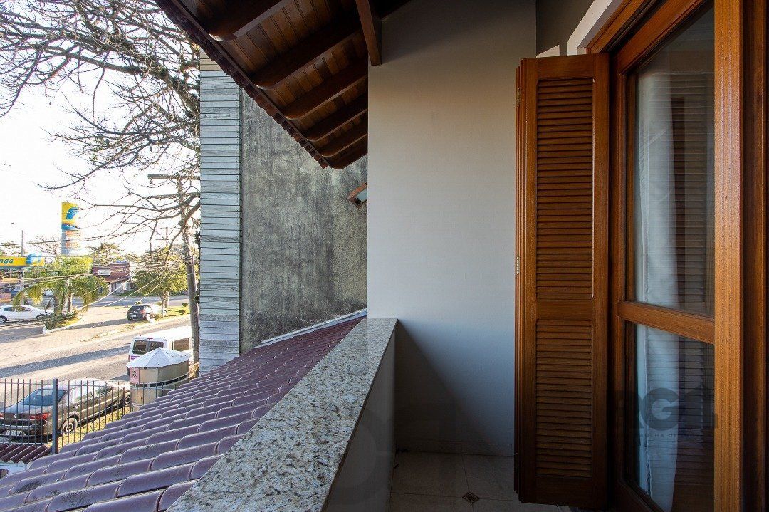 Casa para Venda - 300m², 5 dormitórios, sendo 1 suites, 4 vagas - Portal do Guarujá — foto 38