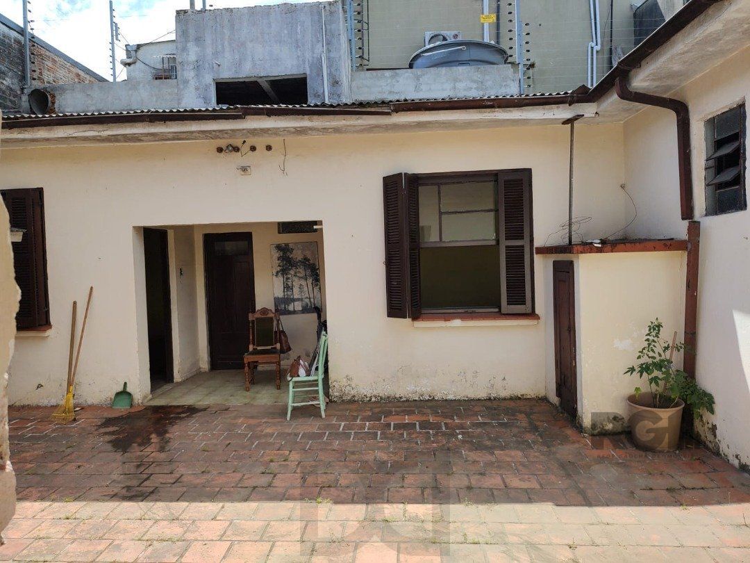 Casa comercial térrea na Av. Aparício Borges - bairro Teresópolis — foto 8