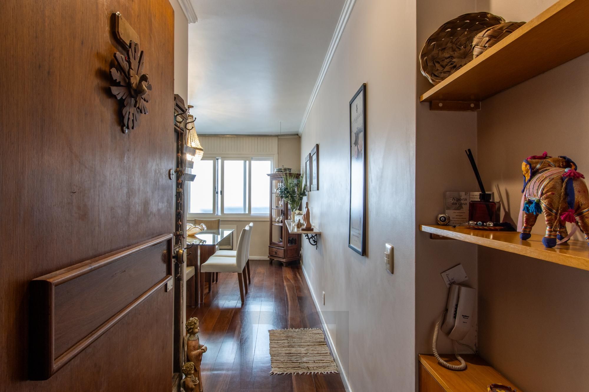 APARTAMENTO 3 DORMITÓRIOS - Vista permanente do Guaíba (menor custo benefício por M2). Somente 25 passos da orla. — foto 18