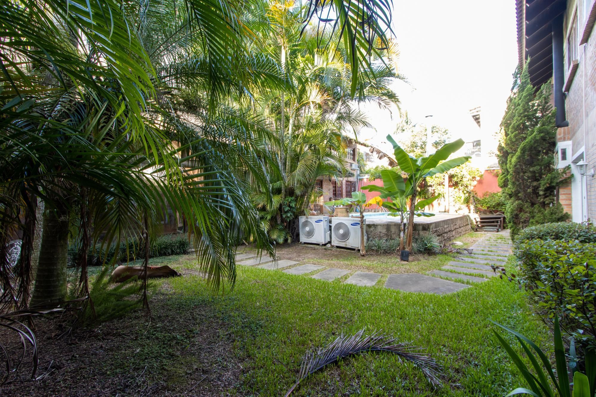 Excelente Casa em Condominio Fechado com 440,60m Dormitórios, sendo 2 Suítess — foto 27