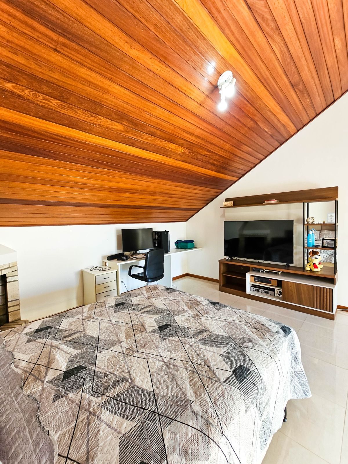 Casa 3 dormitórios I Suíte I Lareira - Bairro Tristeza — foto 54