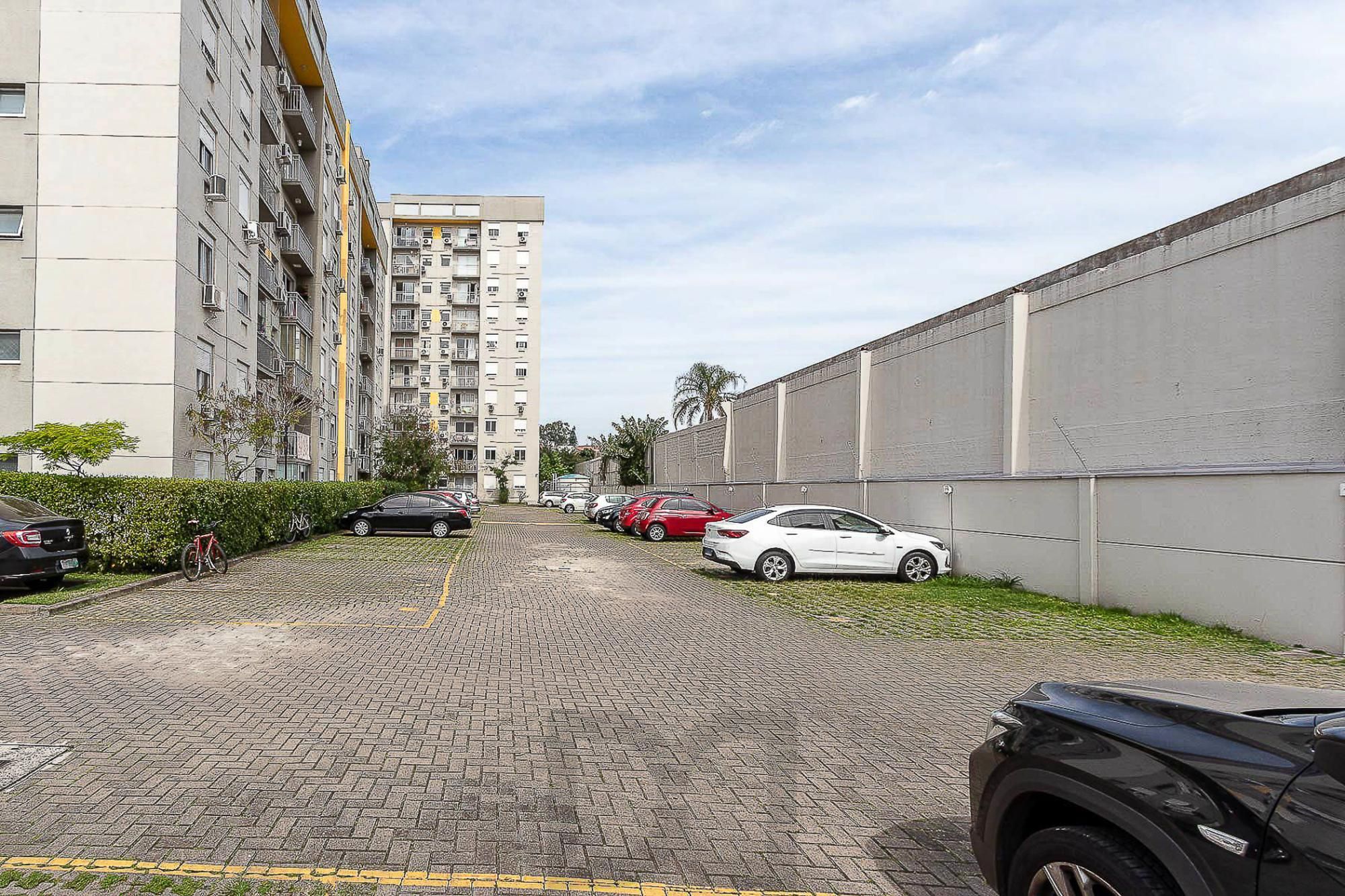 Apto 2 dorm na Tristeza desocupado — foto 51