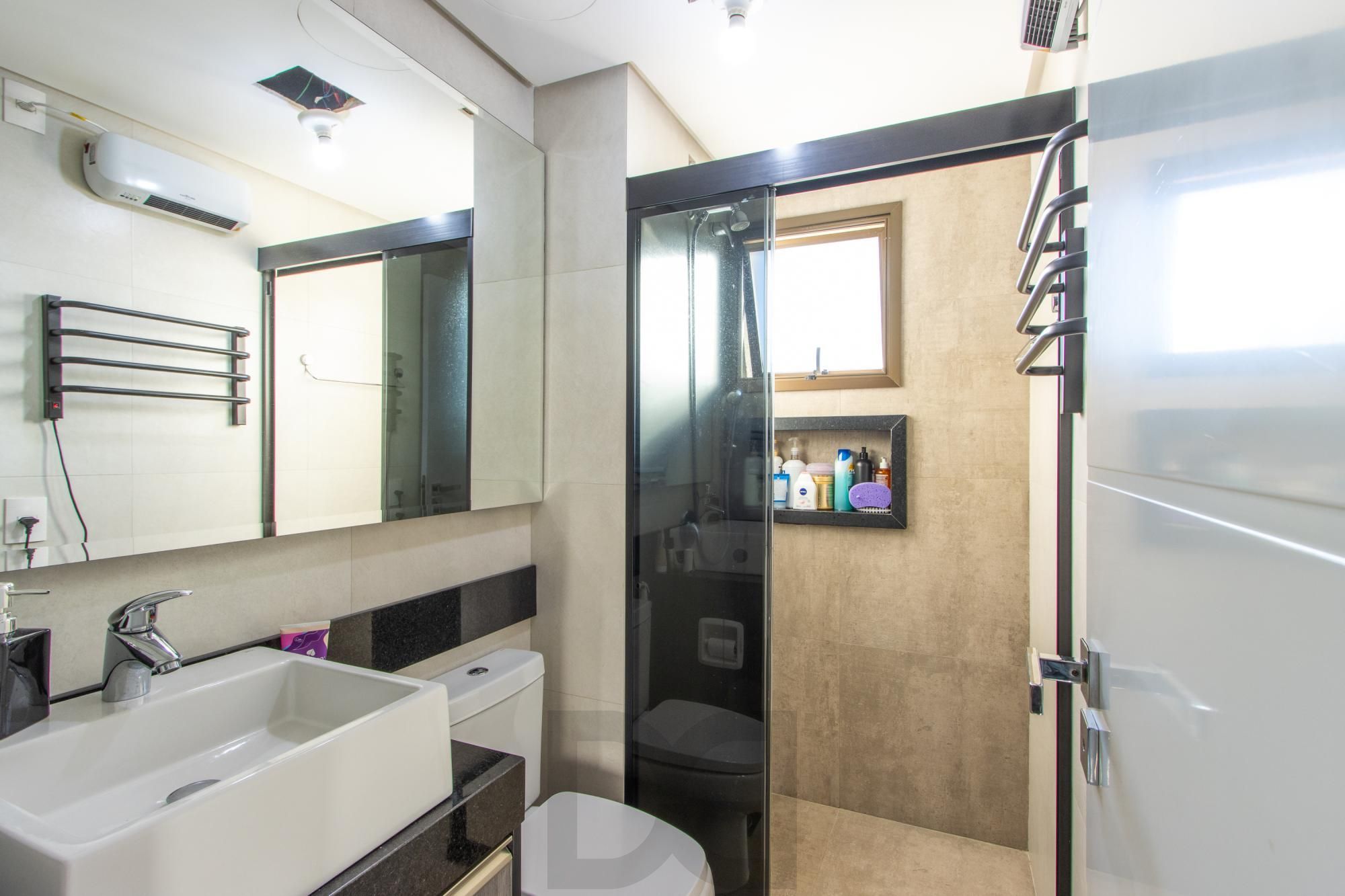 Apartamento no bairro Tristeza, Reformado e em ótimo estado! — foto 19