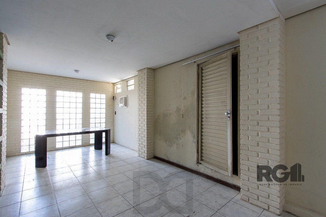 Casa de alvenaria, excelente ponto comercial. — foto 17