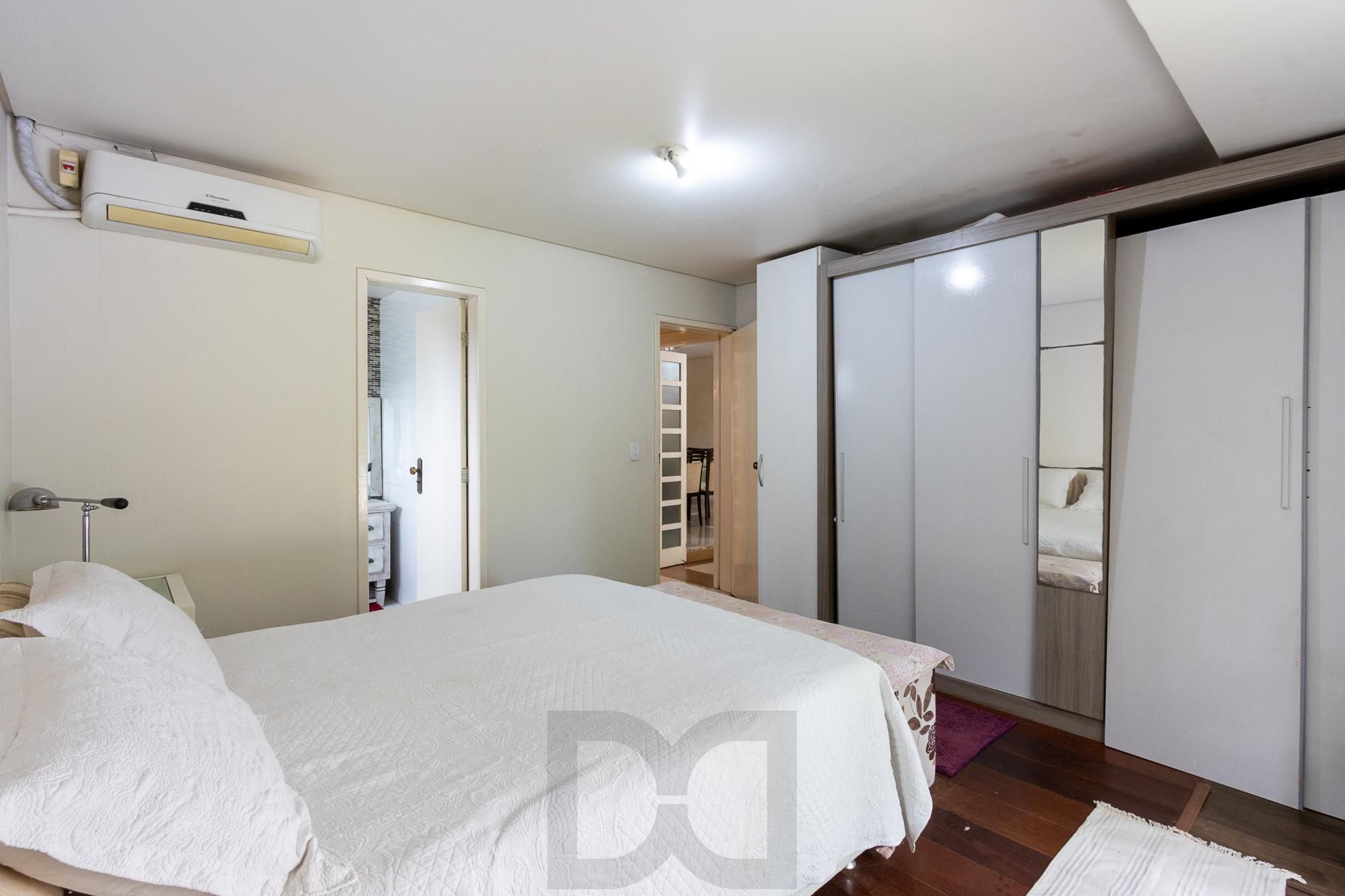 Casa térrea, 2 dormitórios, 1 suíte e 2 vagas no bairro Aberta dos Morros. — foto 30