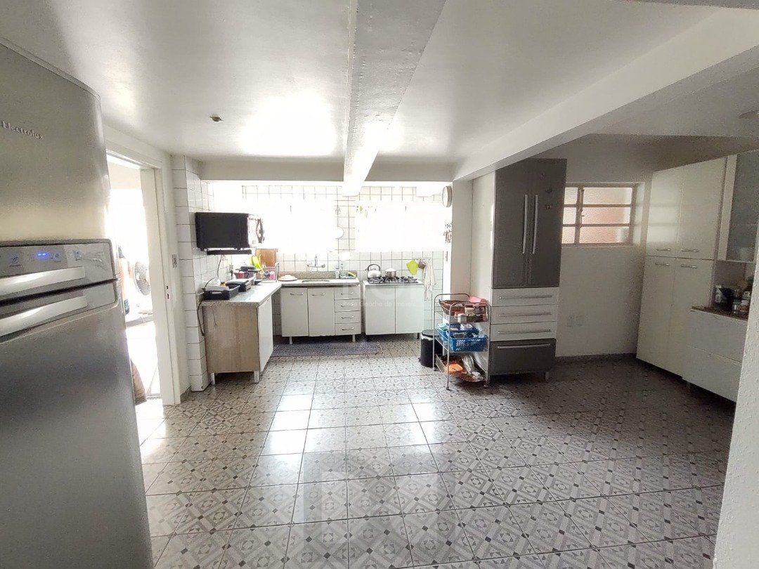 Casa para Venda - 200m², 4 dormitórios, sendo 1 suites, 3 vagas - Ipanema — foto 7