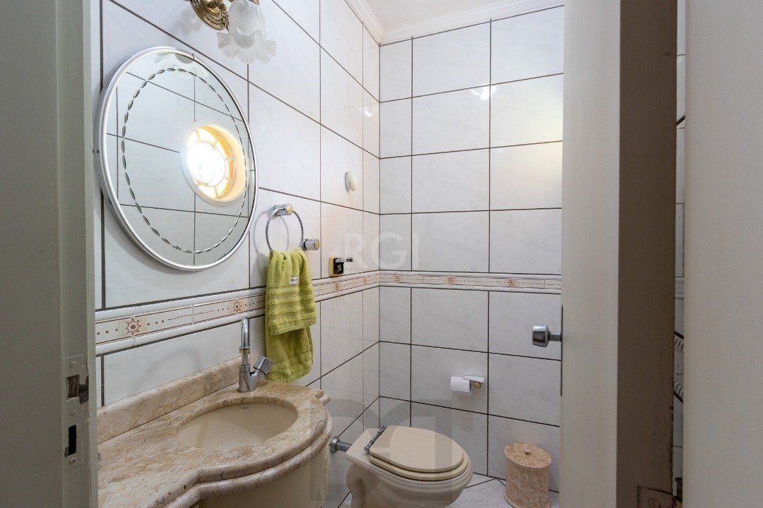 Casa para Venda - 280m², 4 dormitórios, sendo 1 suites, 3 vagas - Vila Assunção — foto 6