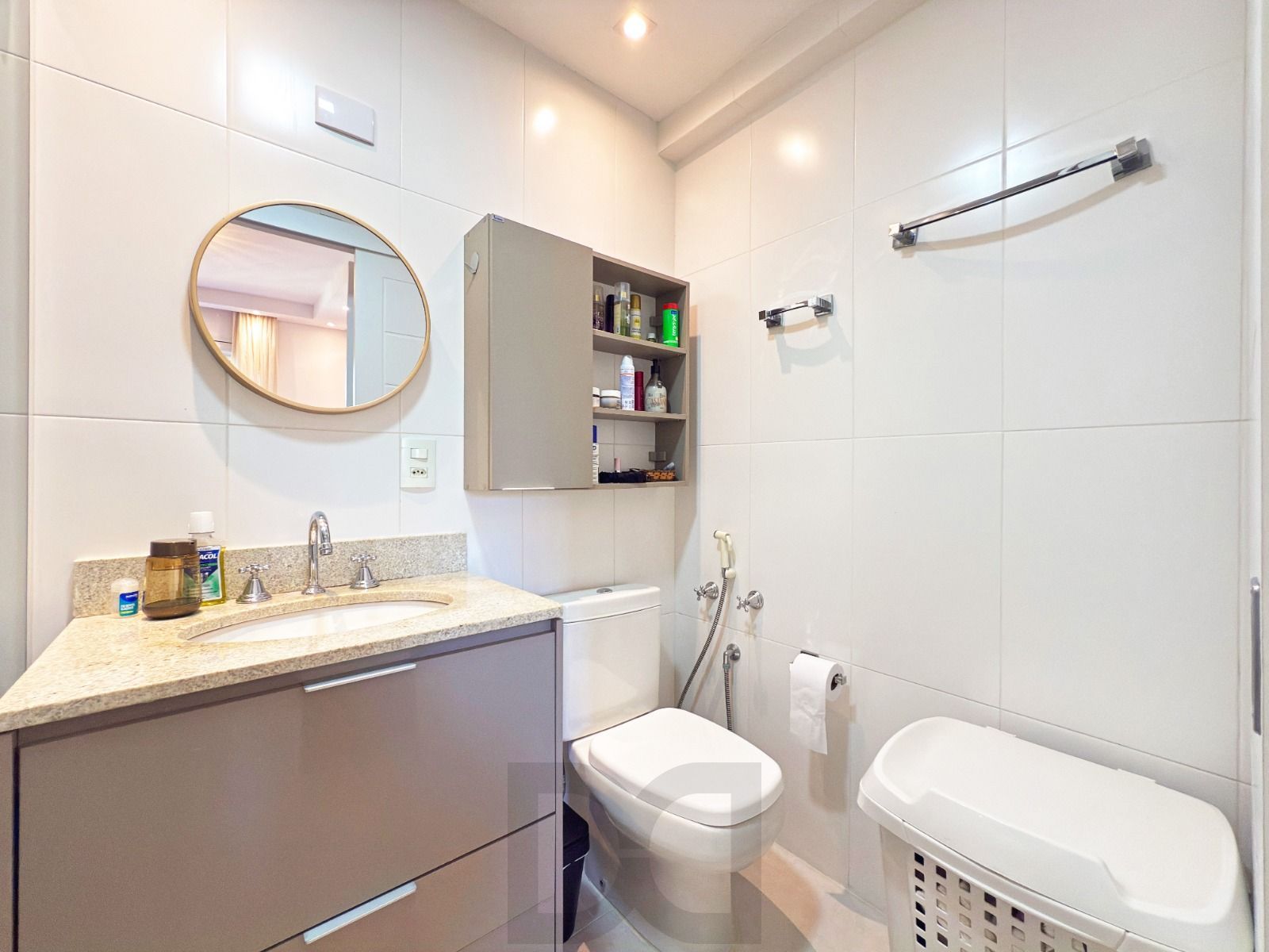 Excelente apartamento de 3 dormitórios, 1 suíte e 2 vagas de garagem. — foto 26