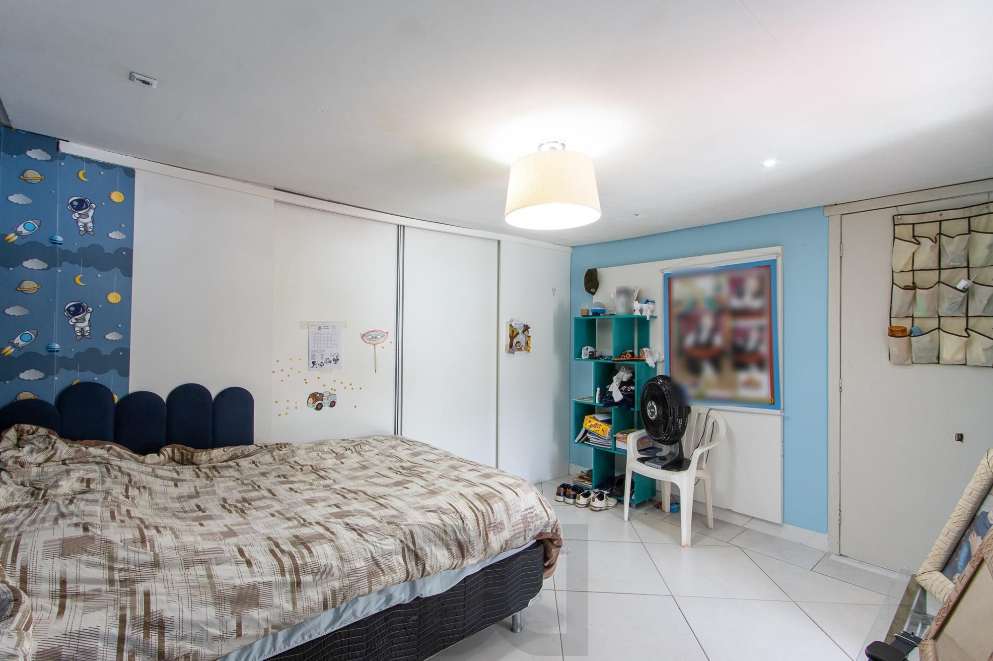 Casa de 4 dormitórios, 2 suítes, piscina, pátio e 2 vagas de garagem. — foto 37