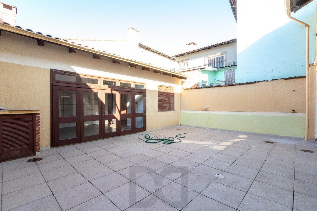 Casa para Venda - 280m², 3 dormitórios, sendo 1 suites, 2 vagas - Espirito Santo — foto 17