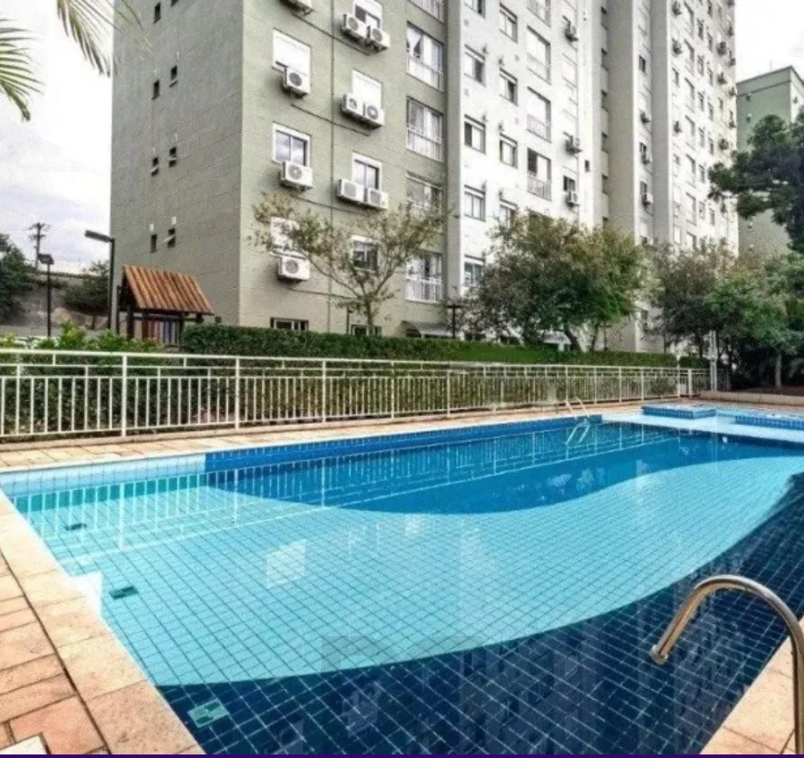 Apartamento 2 dormitórios com vista panorâmica na Zona sul de Porto Alegre — foto 1