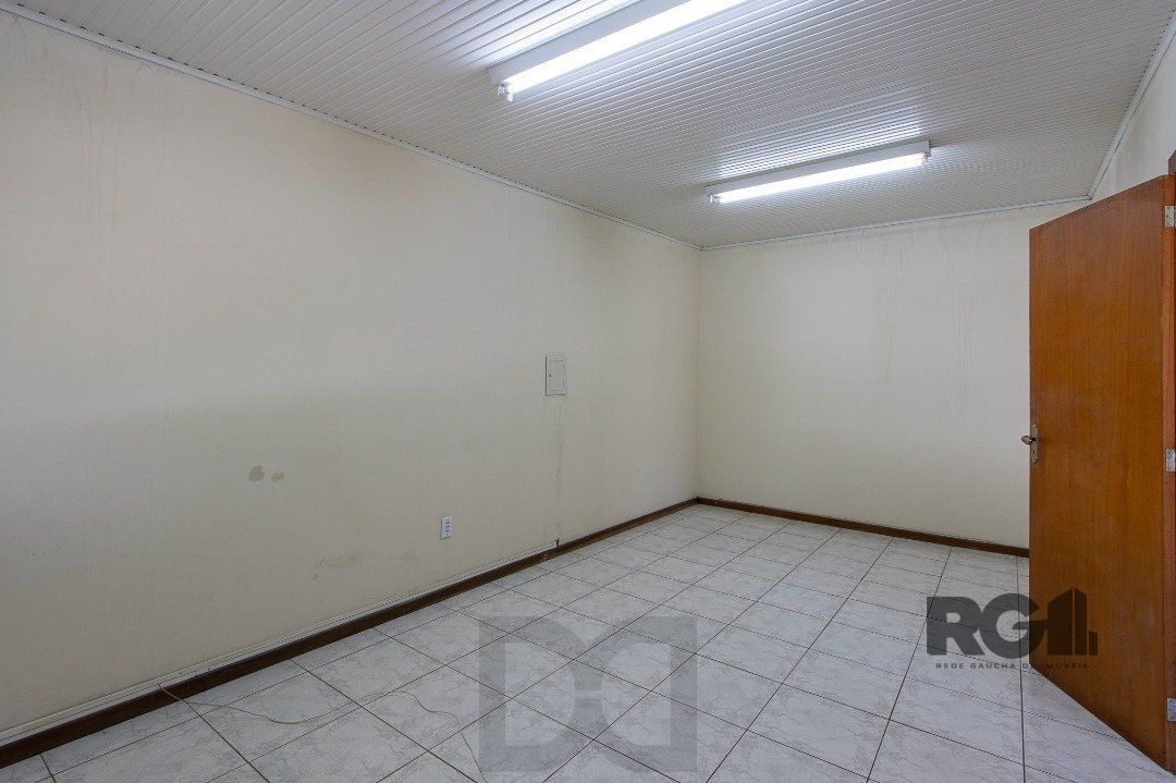 Casa de alvenaria, excelente ponto comercial. — foto 30