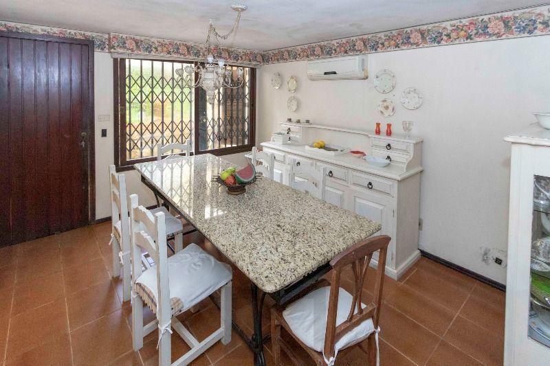 Casa para Venda - 420m², 5 dormitórios, sendo 2 suites, 6 vagas - Nonoai — foto 11