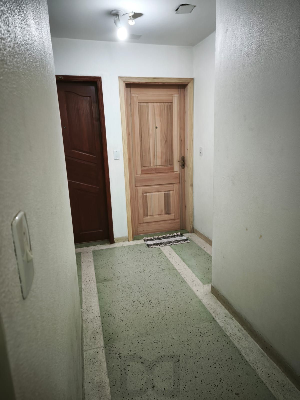 Kitnet à venda, com 32,43m² privativos, 1 quarto - Bairro Jardim Botânico — foto 3