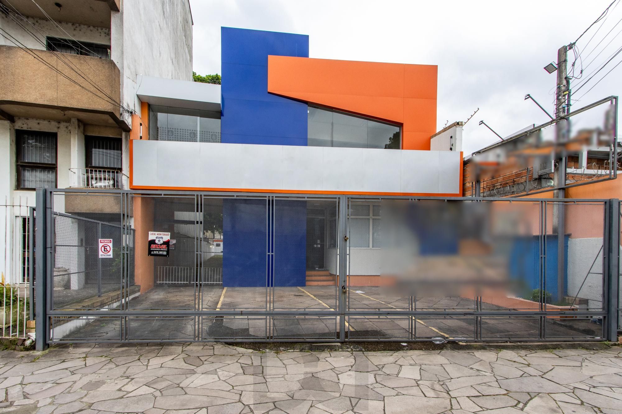 Casa Comercial 2 pisos - Excelente localização e Grande Visibilidade no Bairro Menino Deus - Ideal p/ Clínicas, escolas ou escritórios. — foto 1