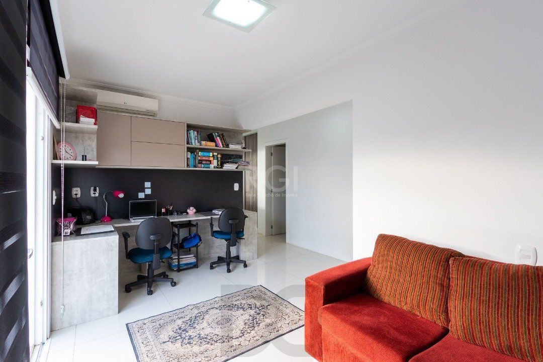 Casa para Venda - 377m², 4 dormitórios, sendo 3 suites, 3 vagas - Guarujá — foto 47