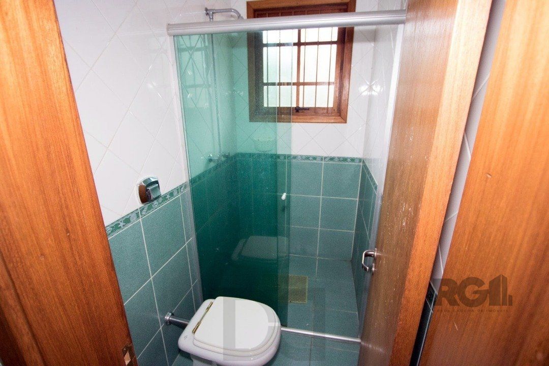 Sobrado com 6 suites, lareira, lavabo, pátio - Bairro Belém Velho — foto 34