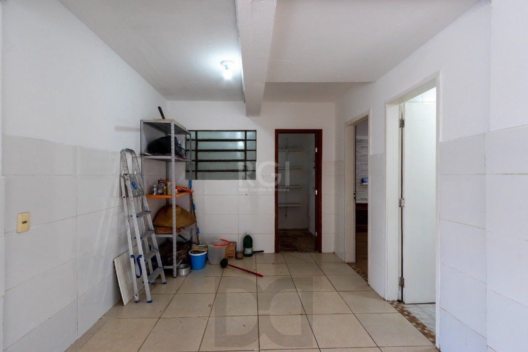 Casa para Venda - 202m², 3 dormitórios, sendo 1 suites, 2 vagas - Cristal — foto 37