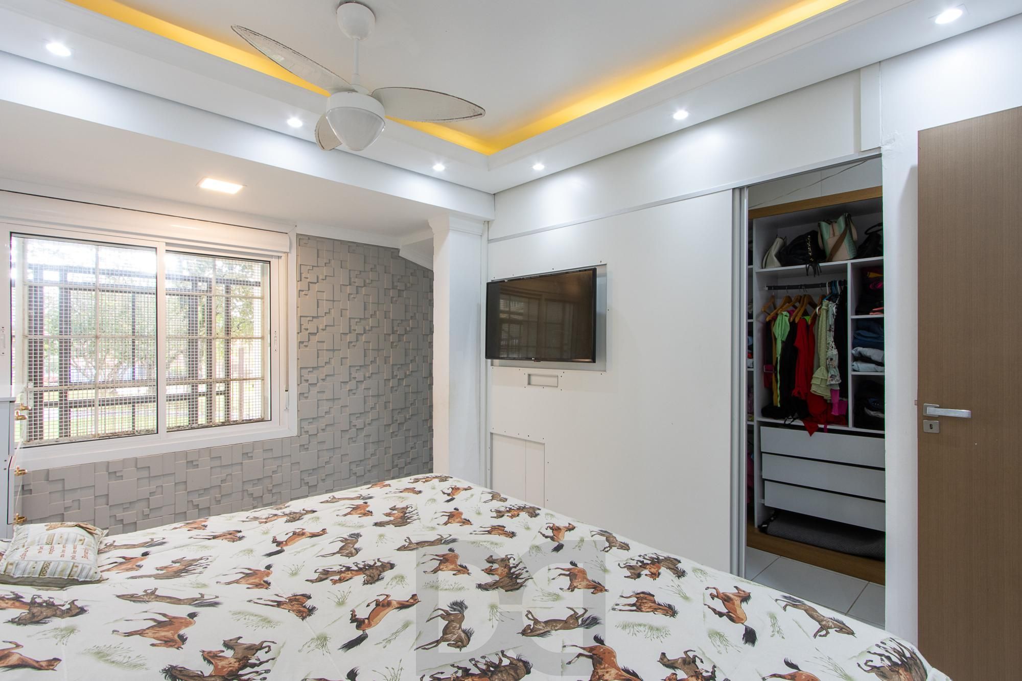 Casa de 4 dormitórios, 2 suítes, piscina, pátio e 2 vagas de garagem. — foto 16