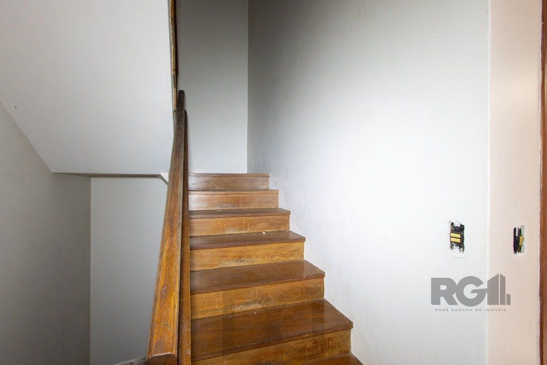 Casa para Venda - 361.95m², 4 dormitórios, sendo 2 suites, 3 vagas - Nonoai — foto 23
