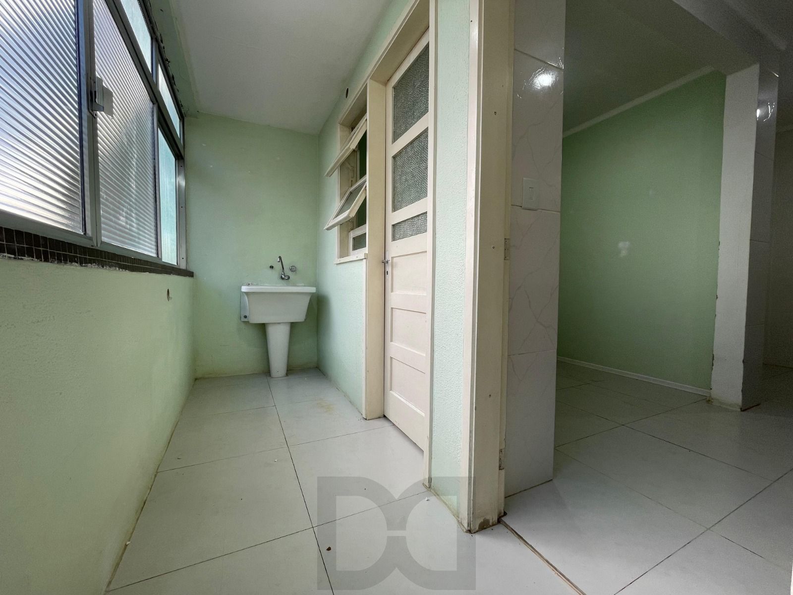 APARTAMENTO 2 QUARTOS - ELEVADOR - VISTA PARA O RIO GUAÍBA - POENTE DA VILA - VILA ASSUNÇÃO — foto 10