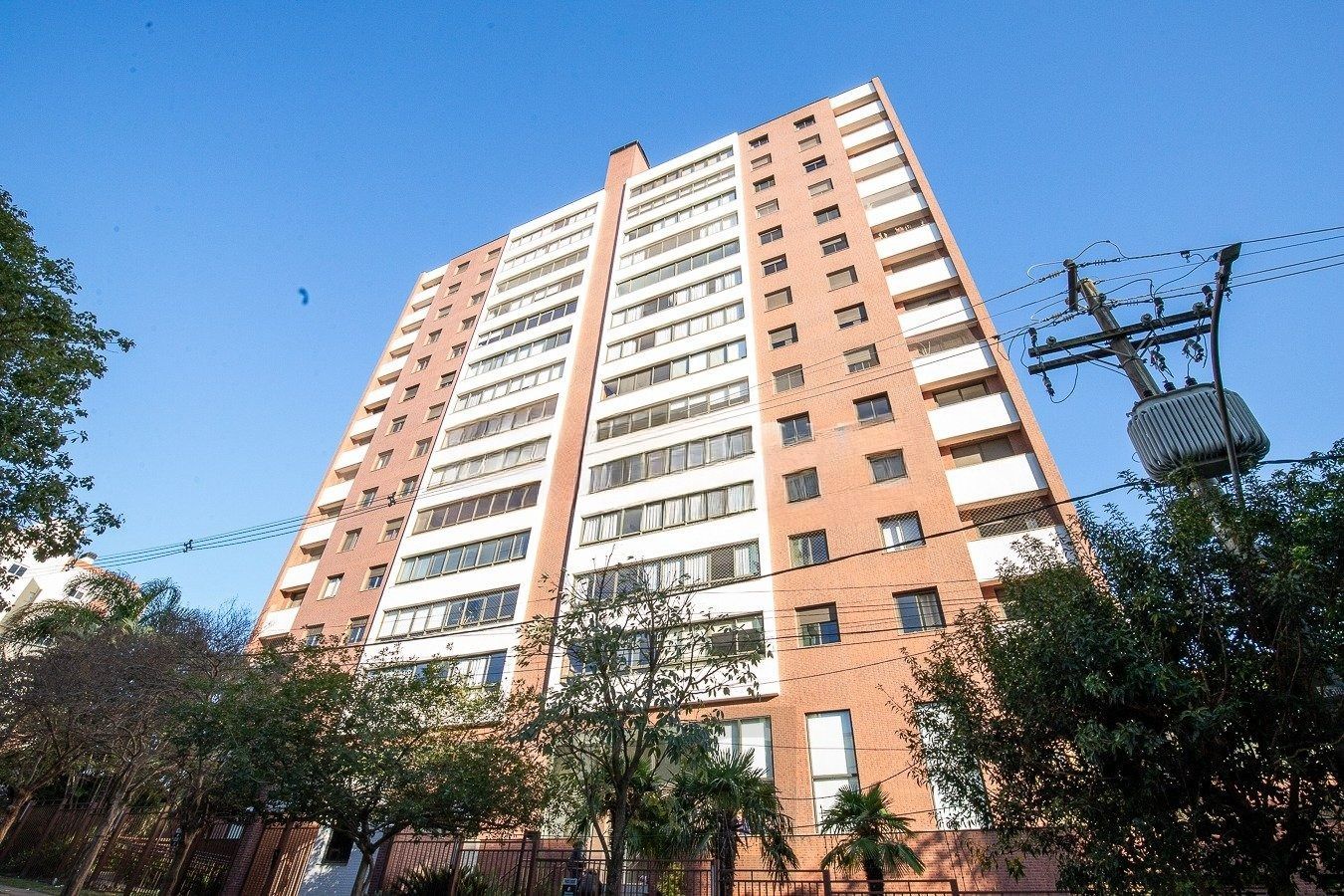 Apartamento de 3 quartos (1 suíte) e 3 vagas de garagem à venda no bairro Petrópolis — foto 16