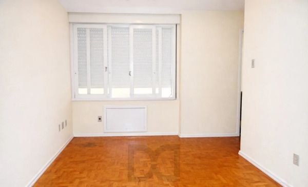 Apartamento 2 dormitórios à venda no Menino Deus — foto 1
