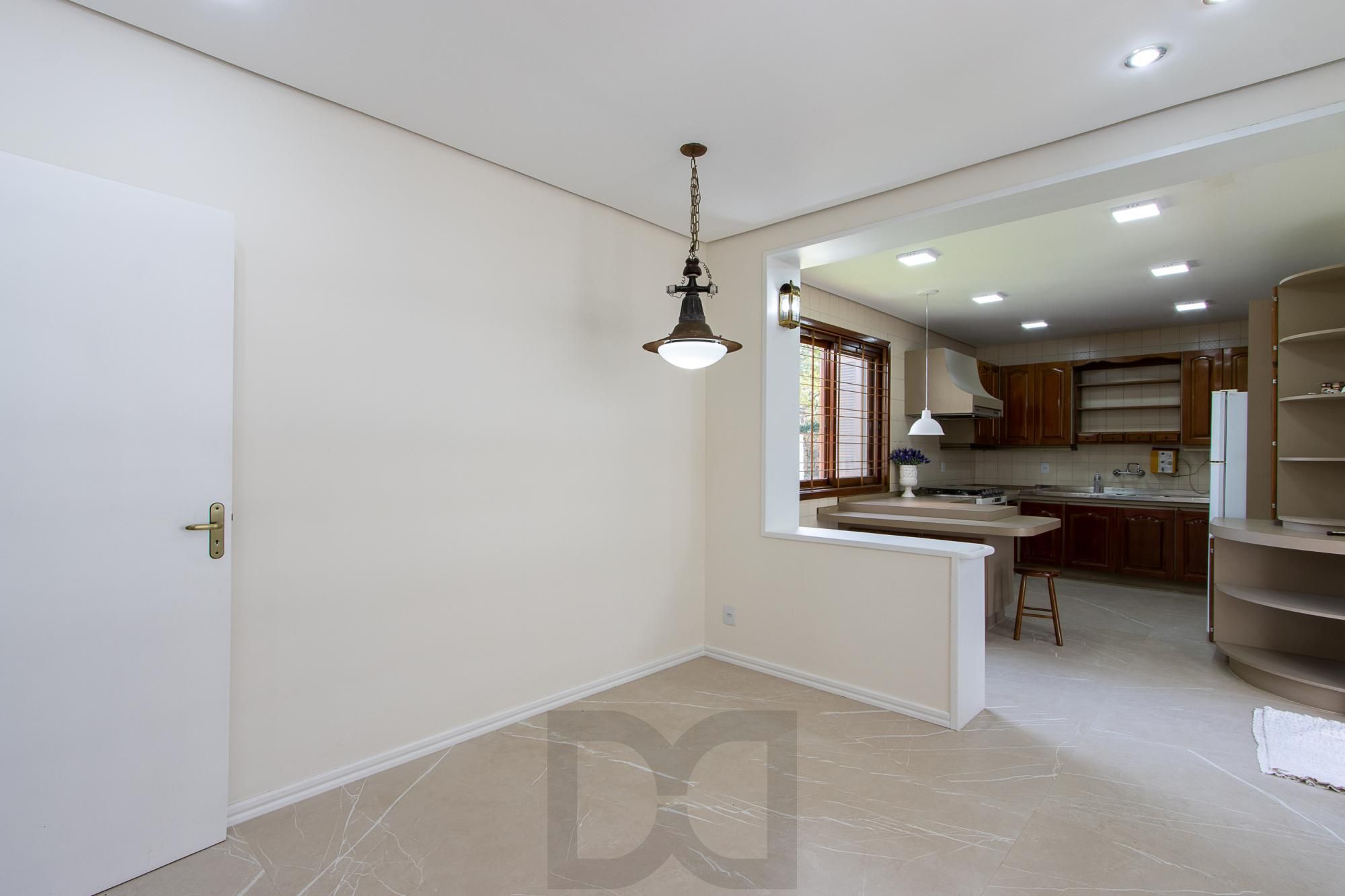 Casa com 2 dormitórios 3 banheiros. lareira e churrasqueira, e com arquitetura moderna. — foto 30