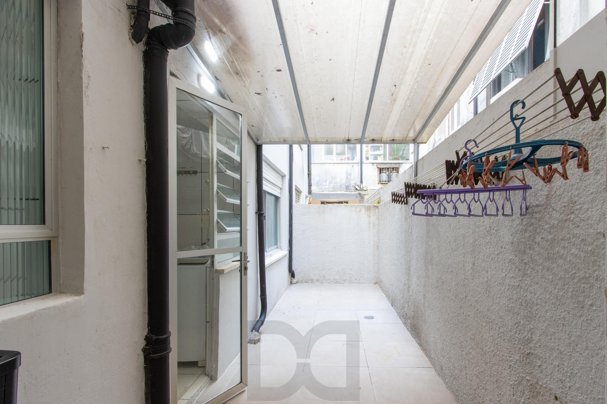 Apartamento térreo com pátio privativo no coração do Menino Deus, 2 dormitórios. — foto 21