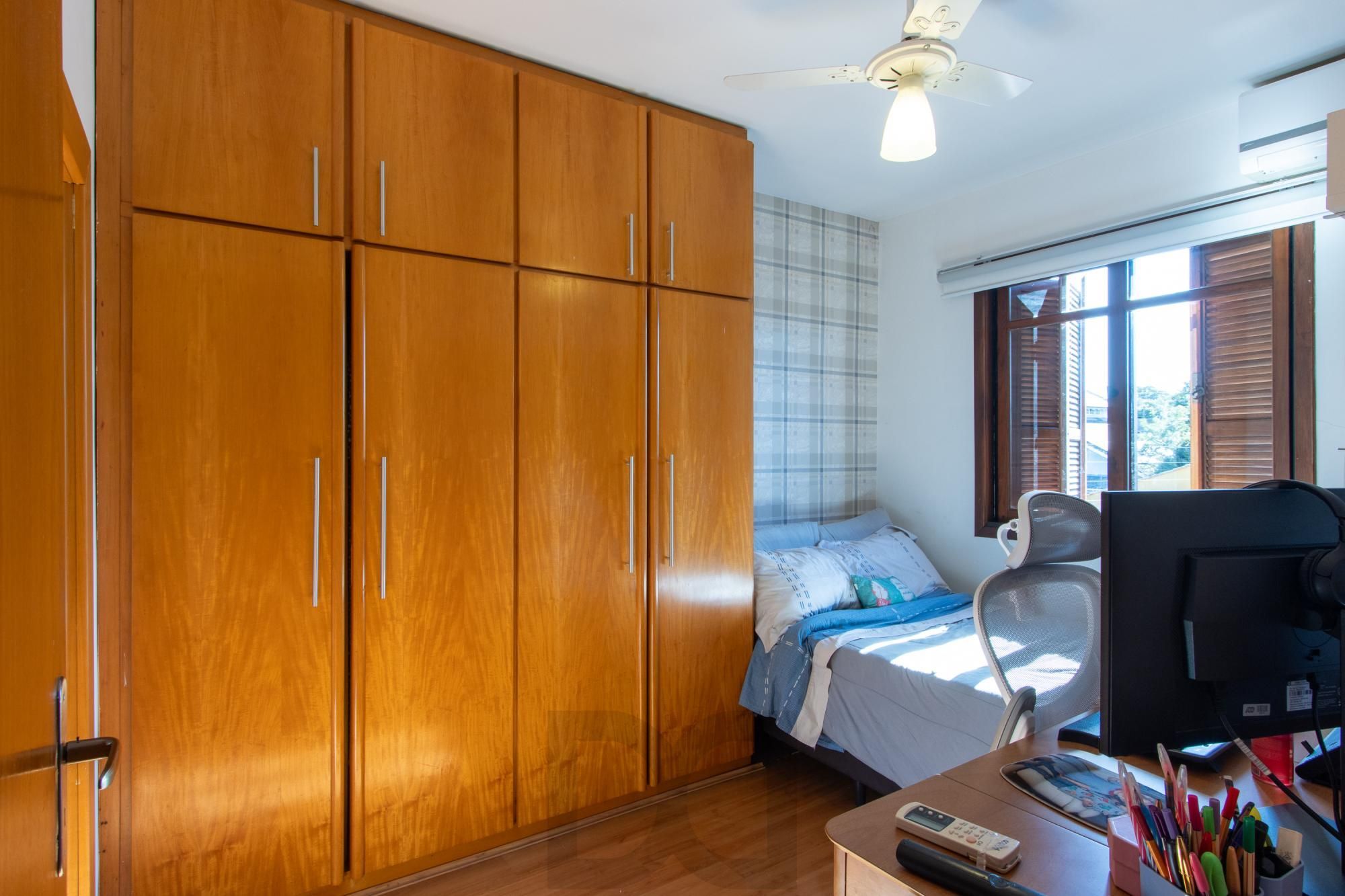 CASA EM CONDOMÍNIO NO BAIRRO IPANEMA — 4 DORMITÓRIOS (2 SUÍTES) — 2 VAGAS — foto 45